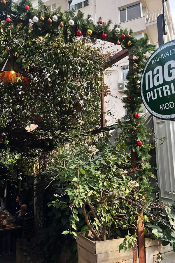 kadıköy moda kahvaltı mekanı naga putrika